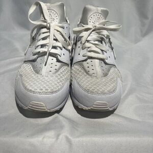 Size 8.5 -‎ Nike Air Huarache Run Triple White 2016